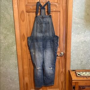 Women’s Old Navy Distressed Overall Size 20 Inseam 25” Blue New Never Wirn